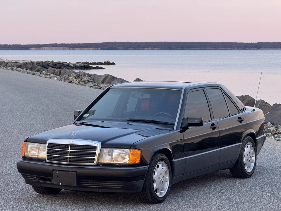 1993 Mercedes-Benz 190E - Image 7 of 31