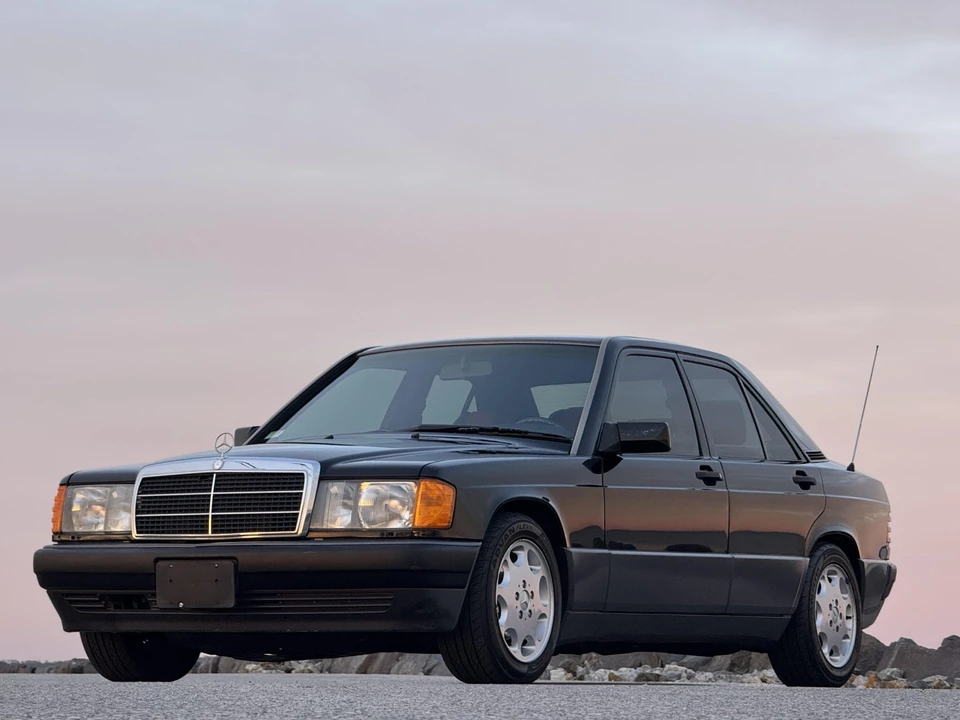 1993 Mercedes-Benz 190E - Image 4 of 31