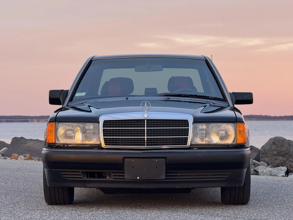 1993 Mercedes-Benz 190E - Image 28 of 31