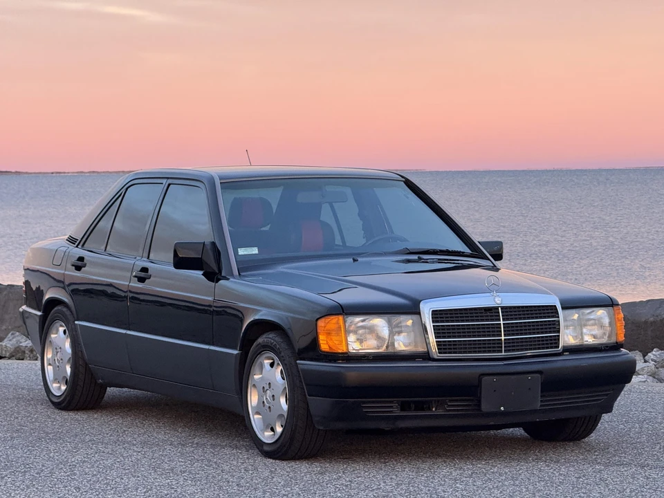 1993 Mercedes-Benz 190E - Image 24 of 31