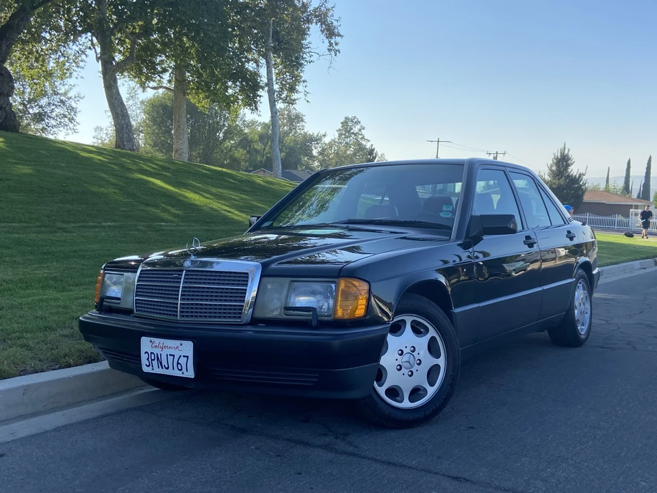 1993 Mercedes-Benz 190E - Image 4 of 31