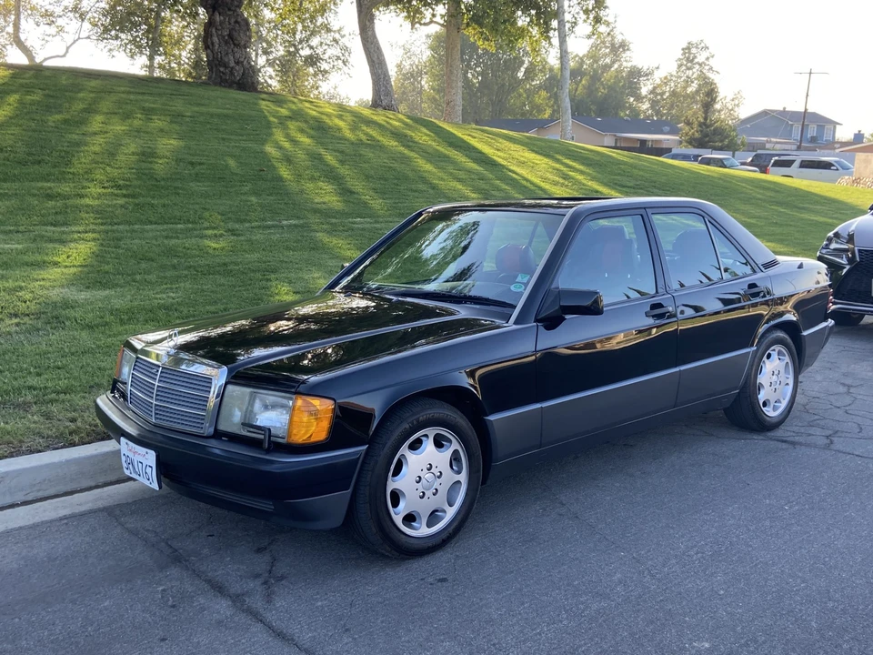 1993 Mercedes-Benz 190E - Image 6 of 31