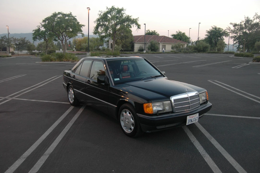 1993 Mercedes-Benz 190E - Image 15 of 31