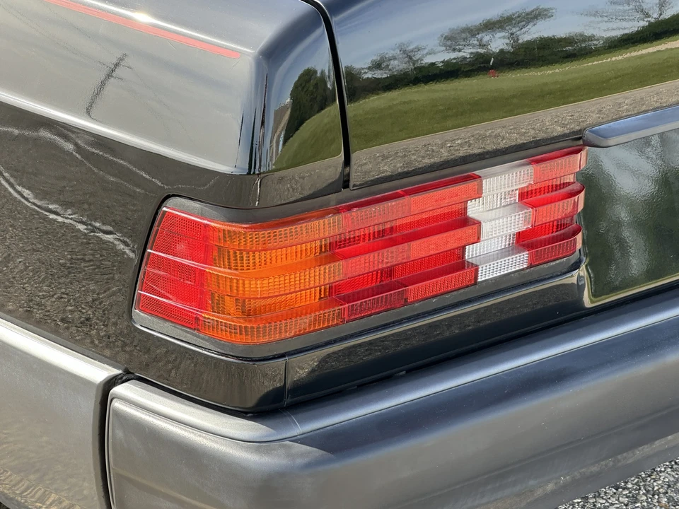 1993 Mercedes-Benz 190E - Image 24 of 31