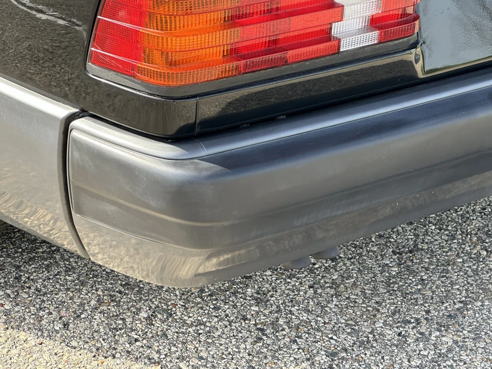 1993 Mercedes-Benz 190E - Image 23 of 31