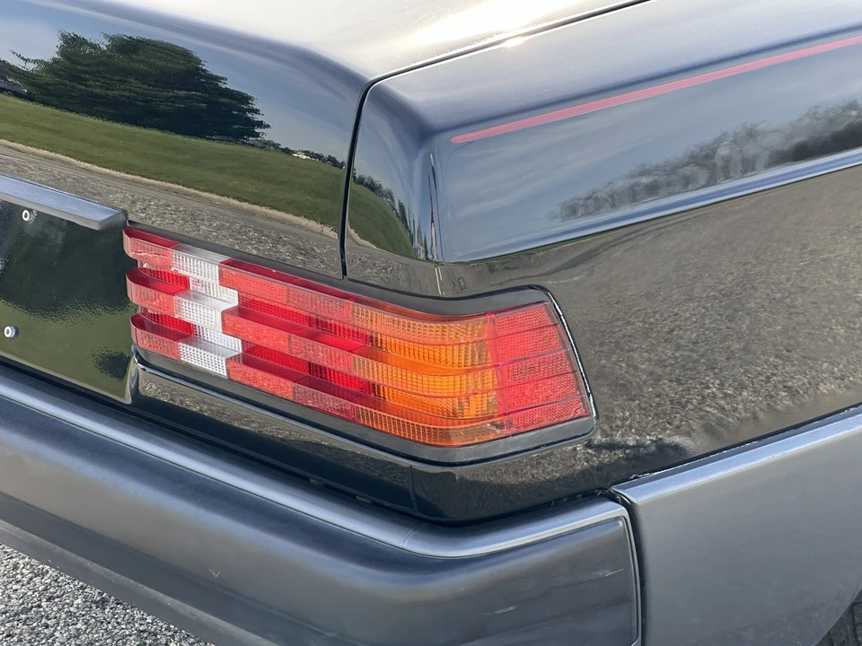 1993 Mercedes-Benz 190E - Image 26 of 31