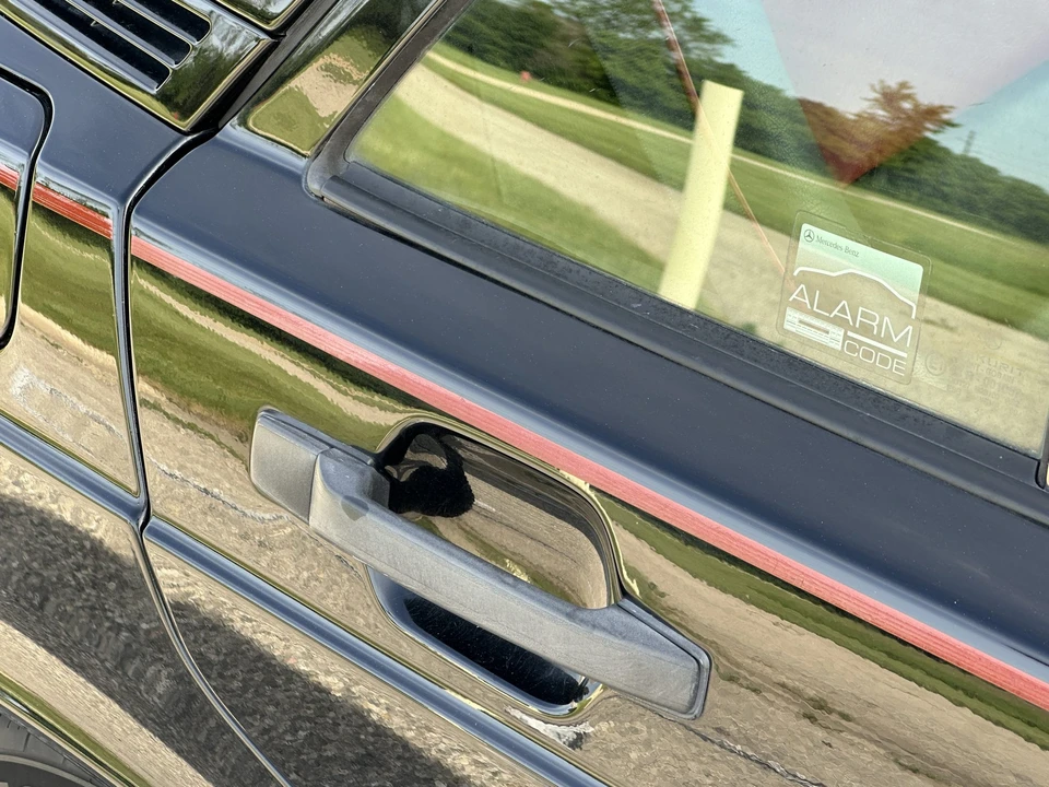 1993 Mercedes-Benz 190E - Image 30 of 31