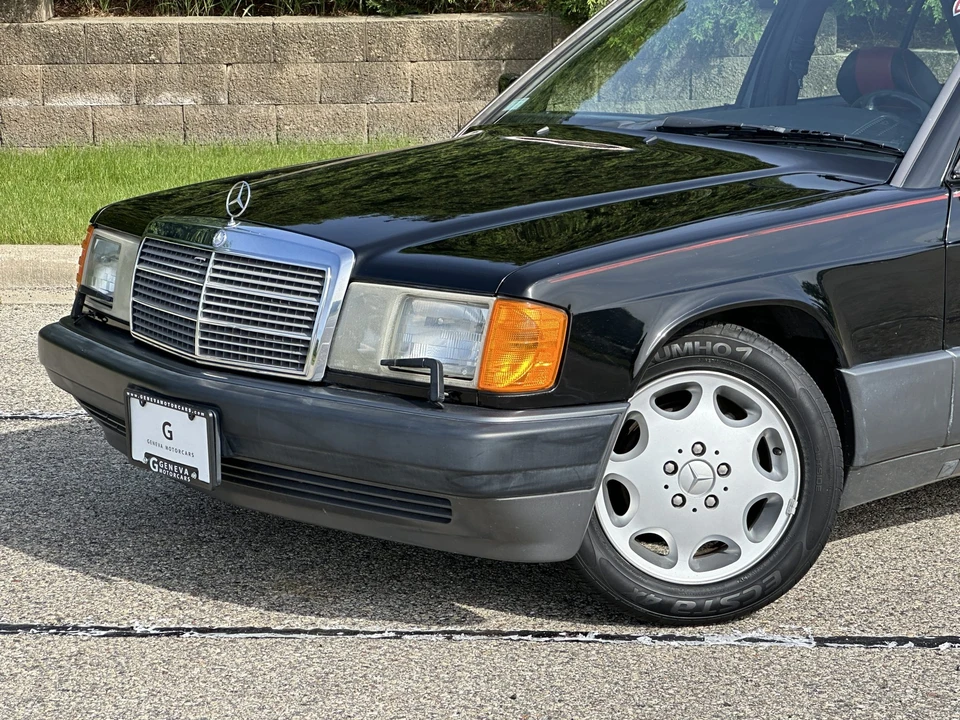 1993 Mercedes-Benz 190E - Image 16 of 31