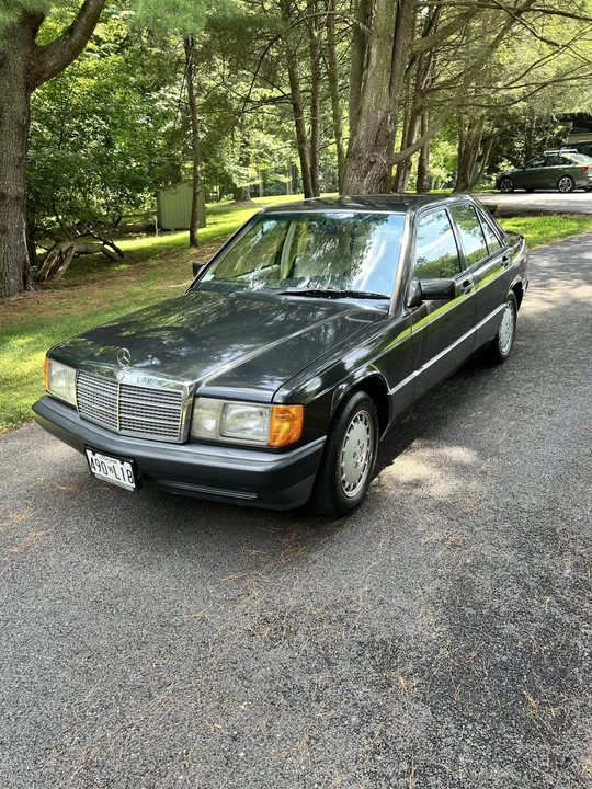 1993 Mercedes-Benz 190E - Image 2 of 31