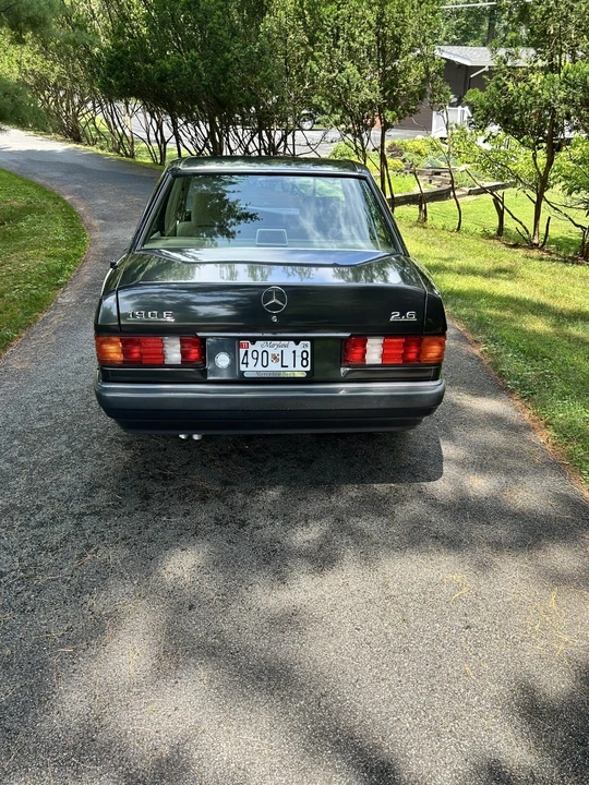 1993 Mercedes-Benz 190E - Image 7 of 31