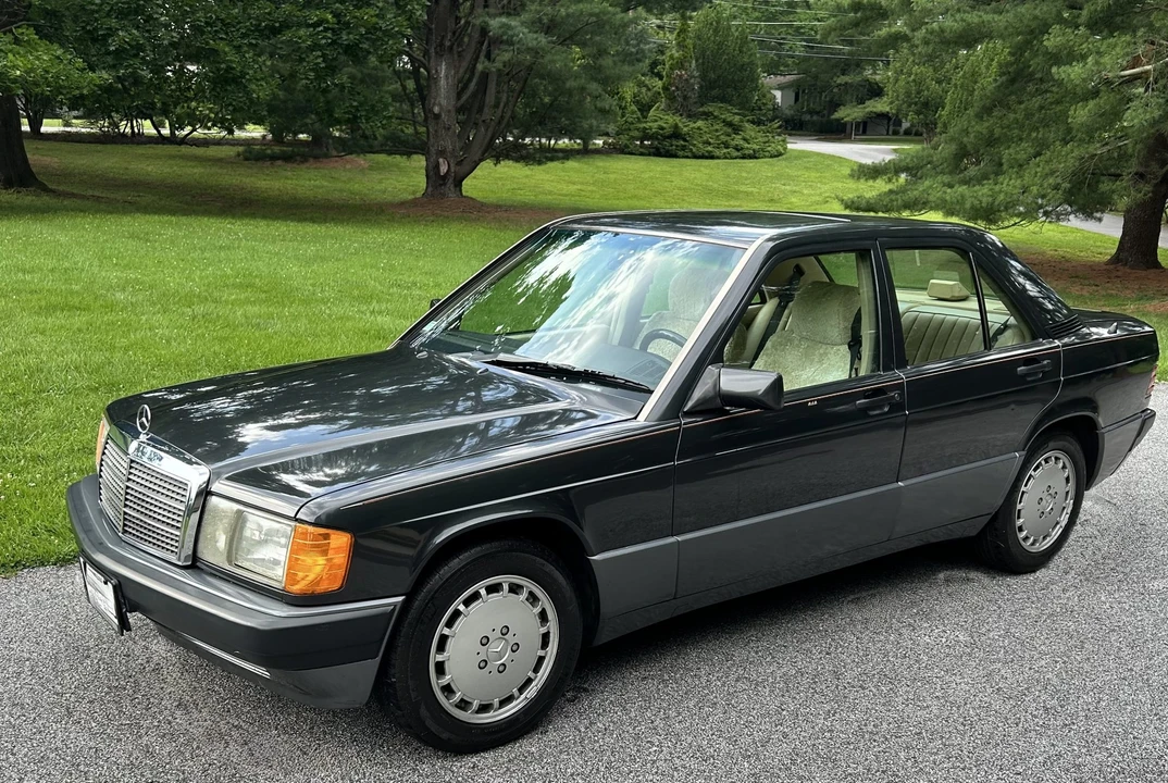 1993 Mercedes-Benz 190E - Image 3 of 31