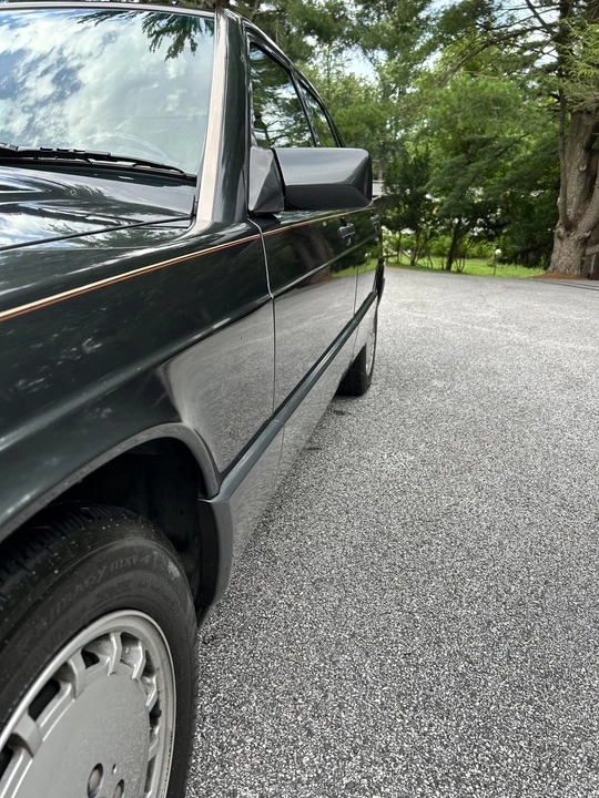 1993 Mercedes-Benz 190E - Image 17 of 31