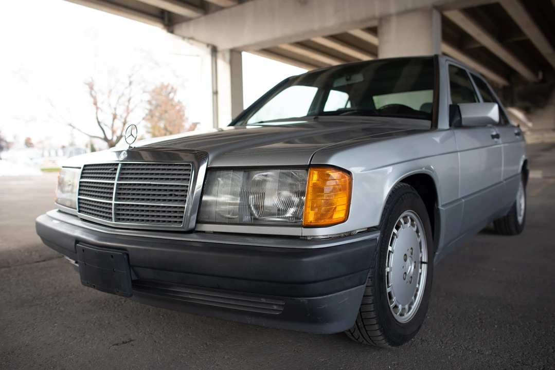 1993 Mercedes-Benz 190E - Image 14 of 31