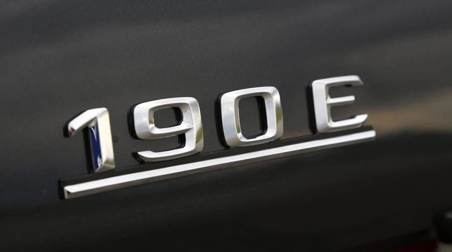 1993 Mercedes-Benz 190E - Image 8 of 9