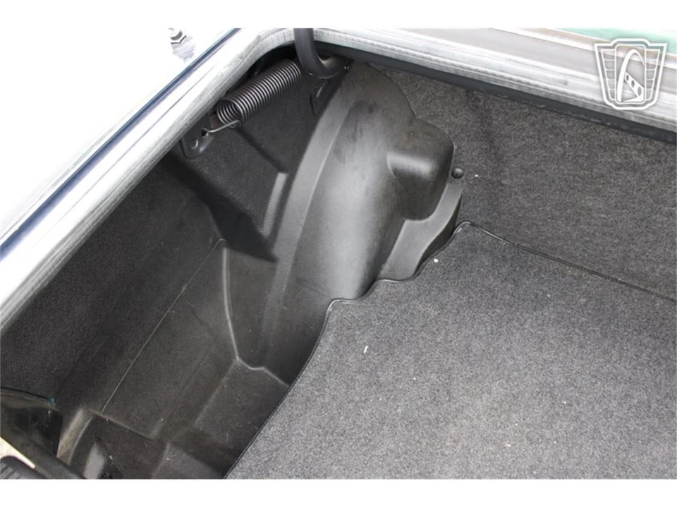 1993 Mercedes-Benz 190E - Image 14 of 31