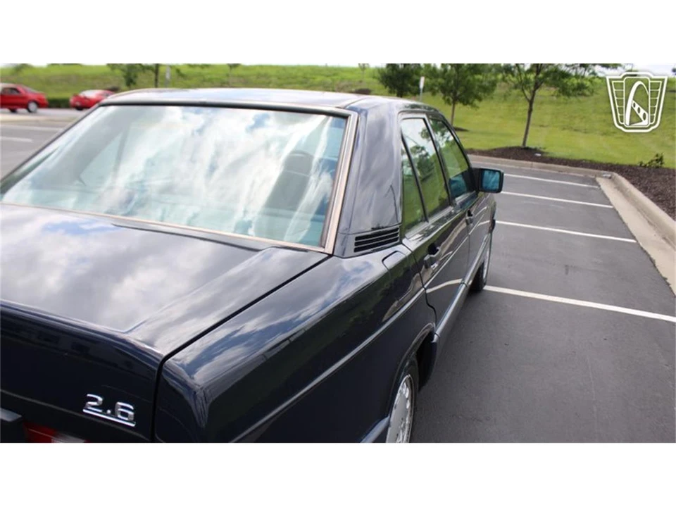 1993 Mercedes-Benz 190E - Image 24 of 31