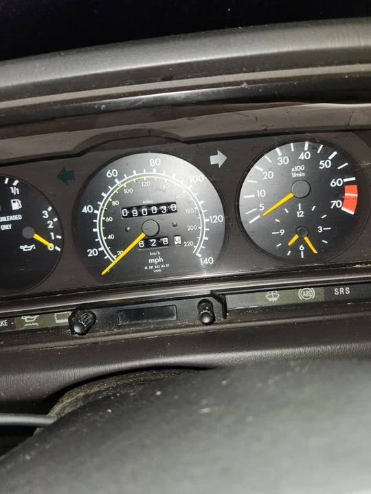1993 Mercedes-Benz 190E - Image 10 of 20