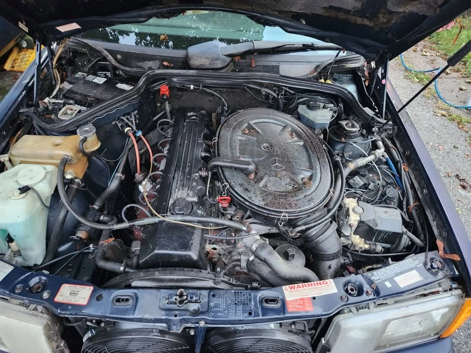 1993 Mercedes-Benz 190E - Image 13 of 20