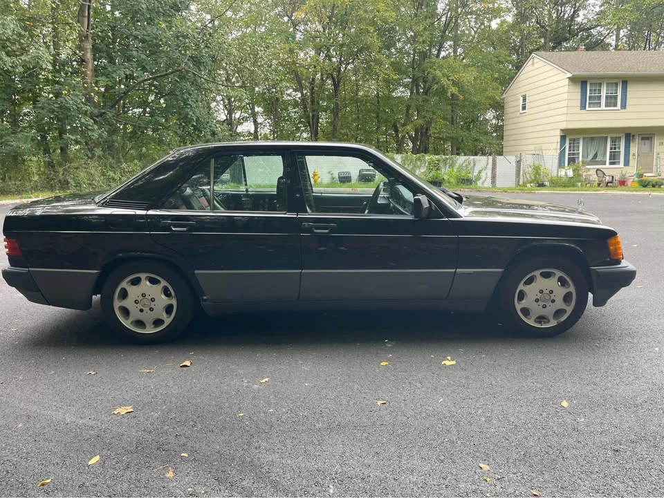 1993 Mercedes-Benz 190E - Image 8 of 17