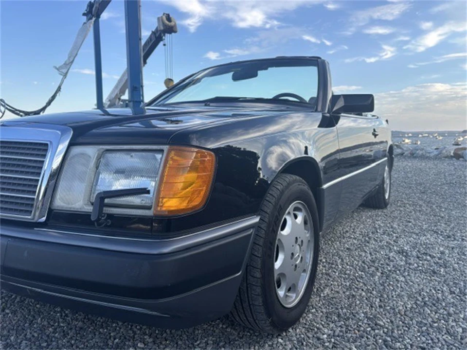 1993 Mercedes-Benz W120 & W121 - Image 15 of 15