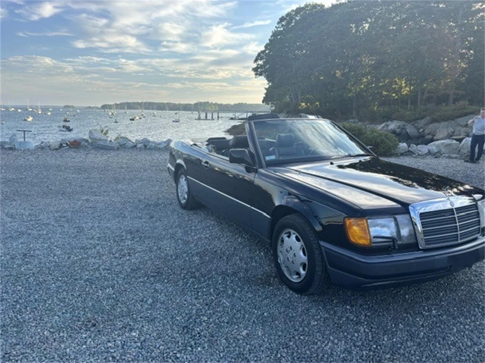1993 Mercedes-Benz W120 & W121 - Image 2 of 15