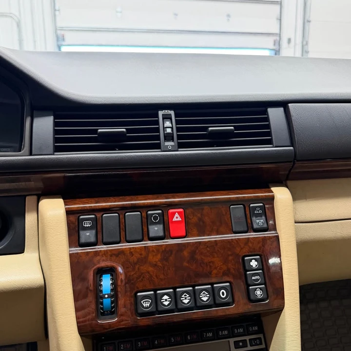 1993 Mercedes-Benz W124 E-Class - Image 12 of 17