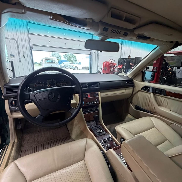 1993 Mercedes-Benz W124 E-Class - Image 15 of 17