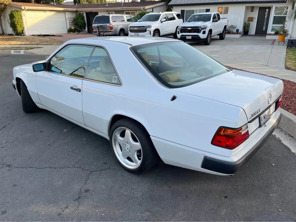 1993 Mercedes-Benz W124 E-Class - Image 6 of 20