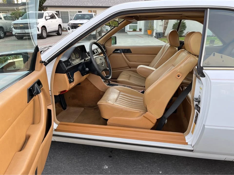 1993 Mercedes-Benz W124 E-Class - Image 8 of 20