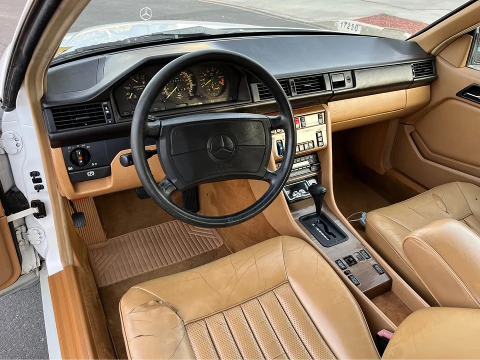 1993 Mercedes-Benz W124 E-Class - Image 10 of 20