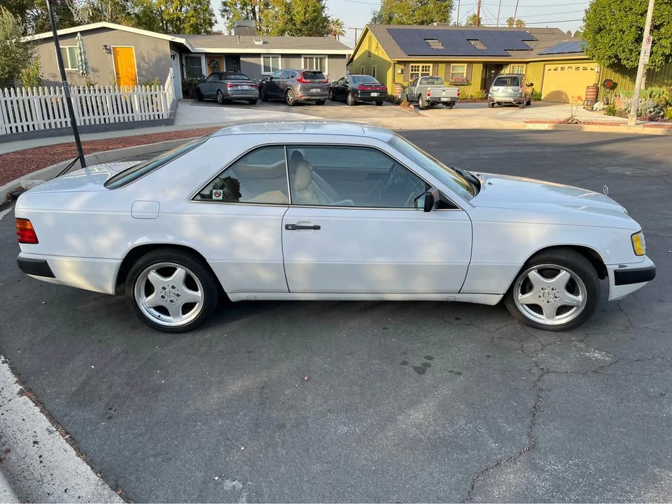 1993 Mercedes-Benz W124 E-Class - Image 4 of 20