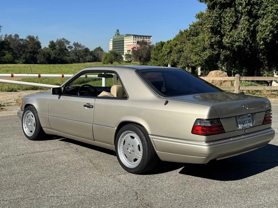 1993 Mercedes-Benz W124 E-Class - Image 5 of 20