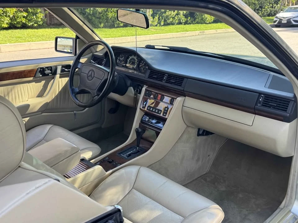 1993 Mercedes-Benz W124 E-Class - Image 19 of 20