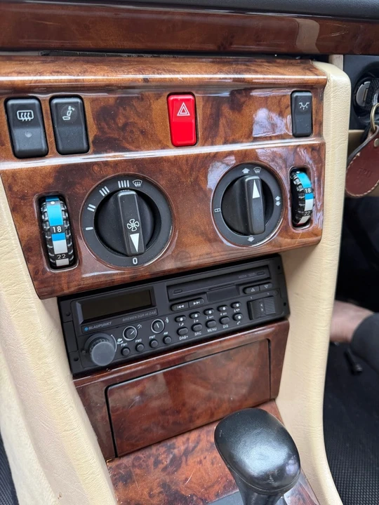 1993 Mercedes-Benz W124 E-Class - Image 21 of 30