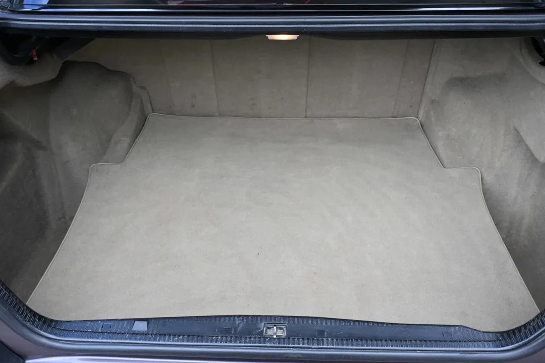 1993 Mercedes-Benz W124 E-Class - Image 29 of 30