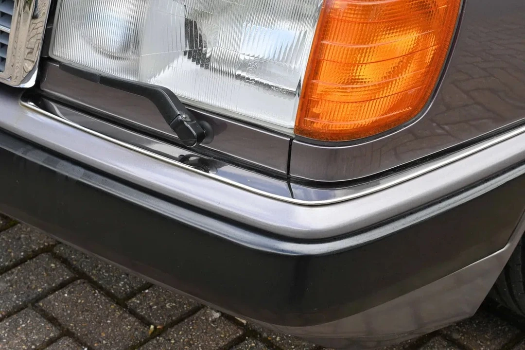 1993 Mercedes-Benz W124 E-Class - Image 30 of 30