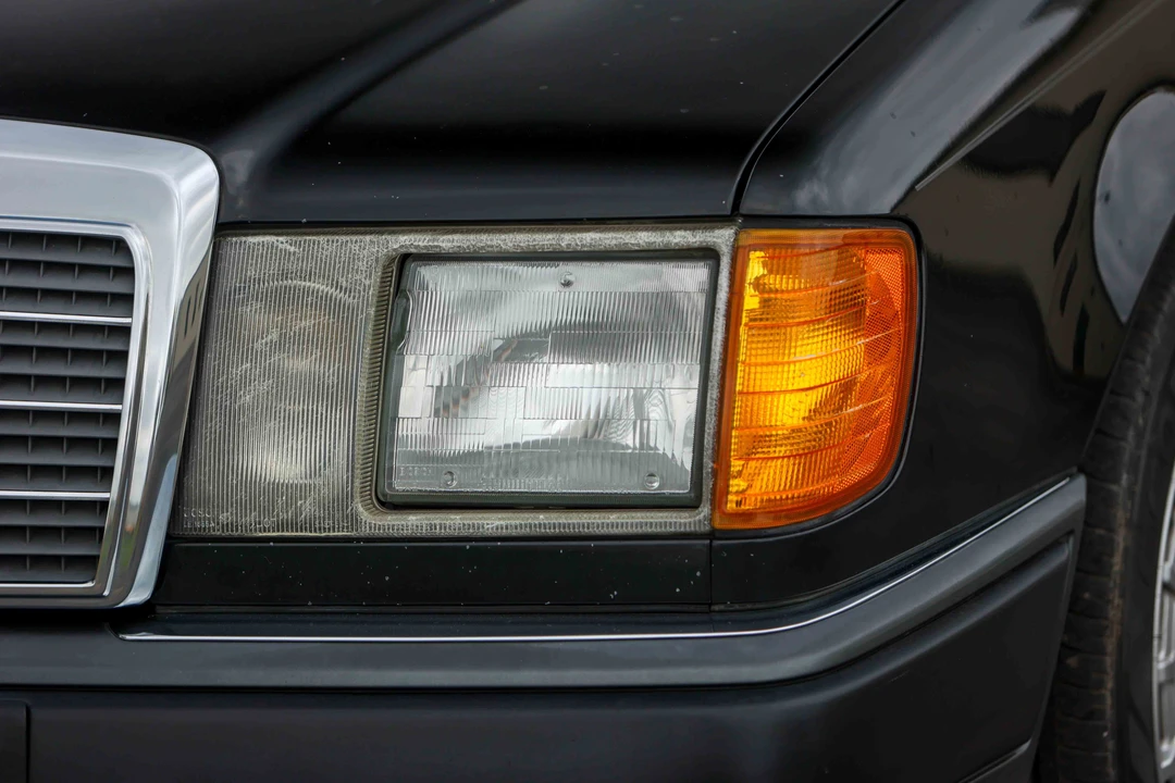 1993 Mercedes-Benz W124 E-Class - Image 12 of 31