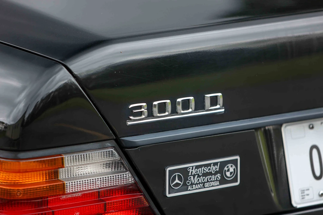 1993 Mercedes-Benz W124 E-Class - Image 25 of 31