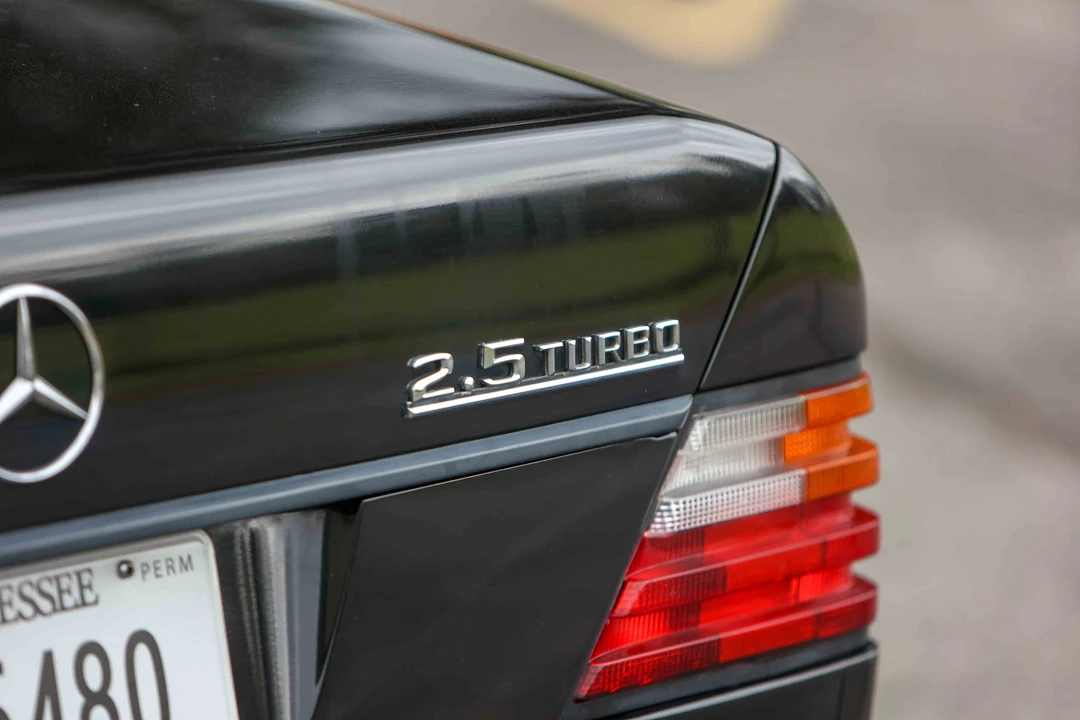 1993 Mercedes-Benz W124 E-Class - Image 29 of 31