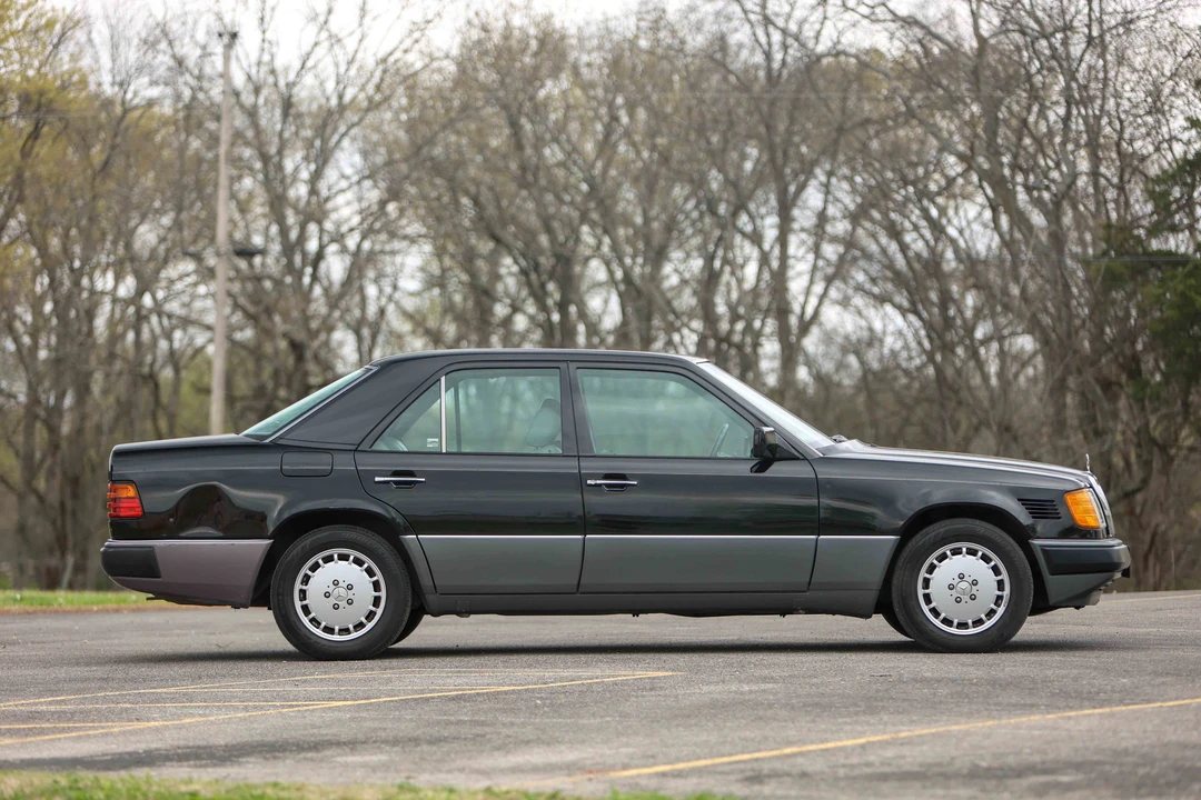 1993 Mercedes-Benz W124 E-Class - Image 7 of 31