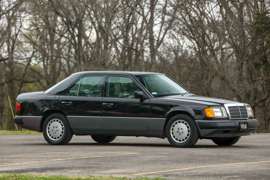 1993 Mercedes-Benz W124 E-Class - Image 8 of 31