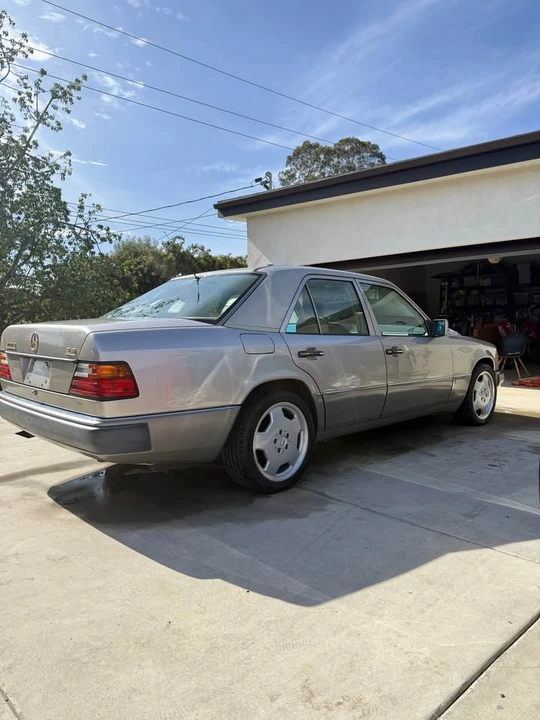 1993 Mercedes-Benz W124 E-Class - Image 5 of 5