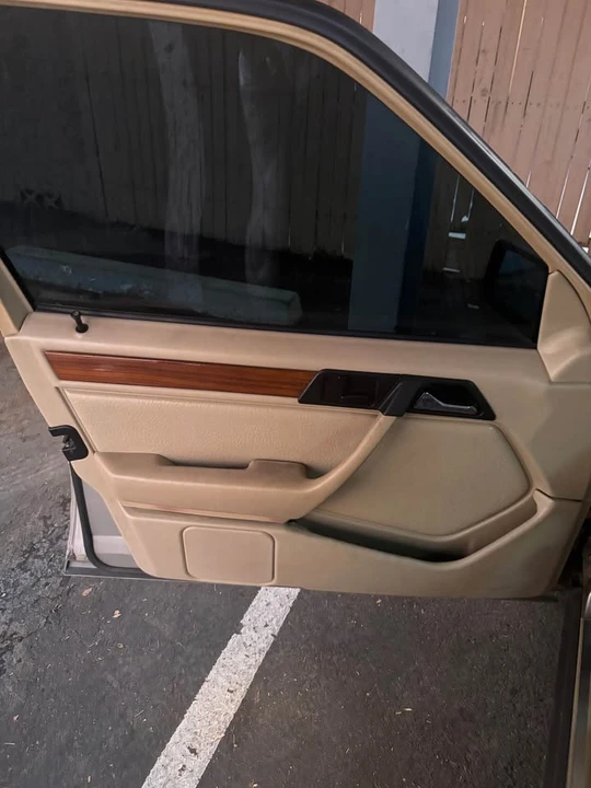 1993 Mercedes-Benz W124 E-Class - Image 4 of 7