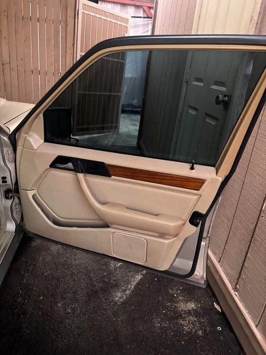1993 Mercedes-Benz W124 E-Class - Image 6 of 7