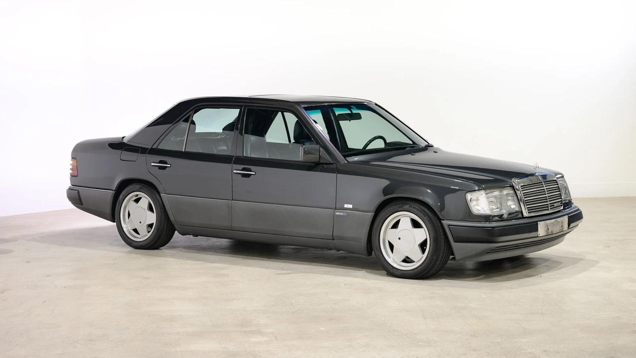 1993 Mercedes-Benz W124 E-Class - Image 13 of 31