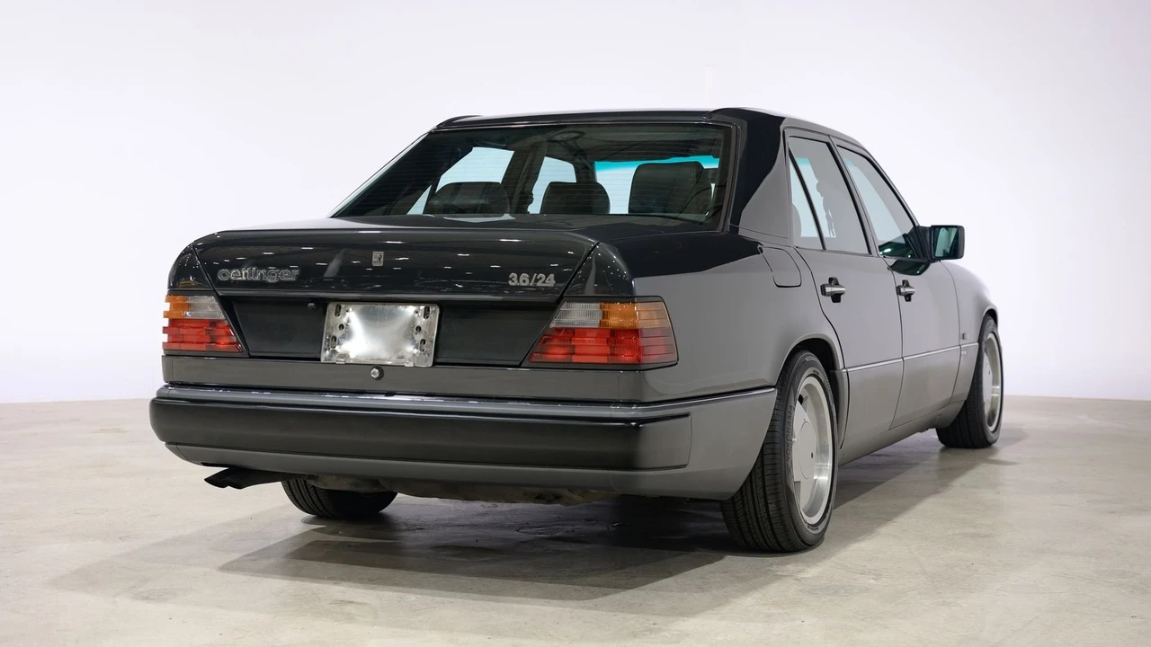 1993 Mercedes-Benz W124 E-Class - Image 17 of 31