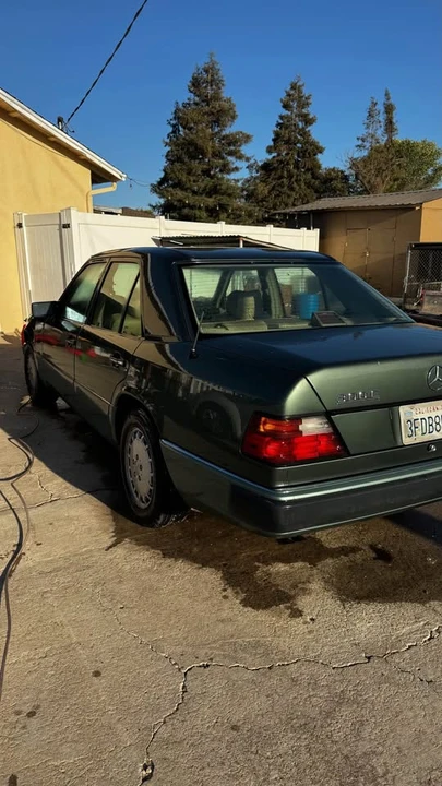 1993 Mercedes-Benz W124 E-Class - Image 4 of 11