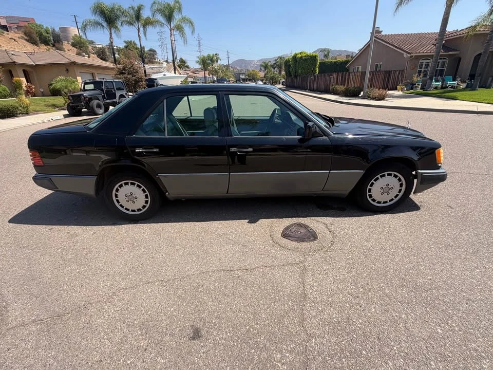 1993 Mercedes-Benz W124 E-Class - Image 5 of 11