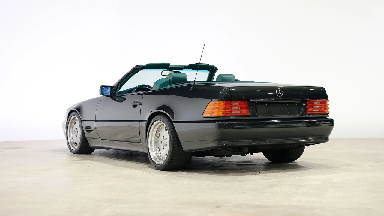 1993 Mercedes-Benz R129 SL-Class - Image 11 of 31