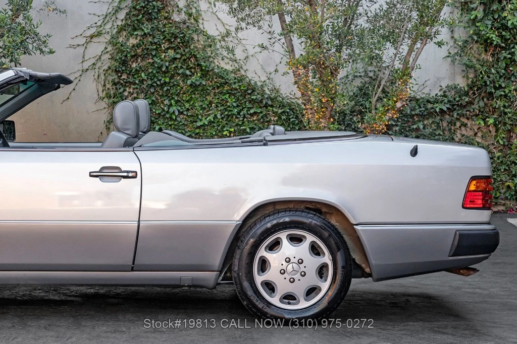 1993 Mercedes-Benz W124 E-Class - Image 19 of 24